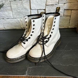 Authentic Dr. Martens, worn going out so has a few scratches on toes